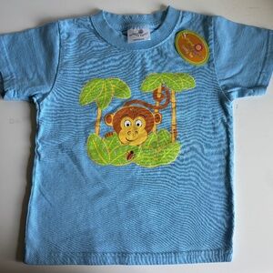 Backyard and Beyond children's shirt size M/L